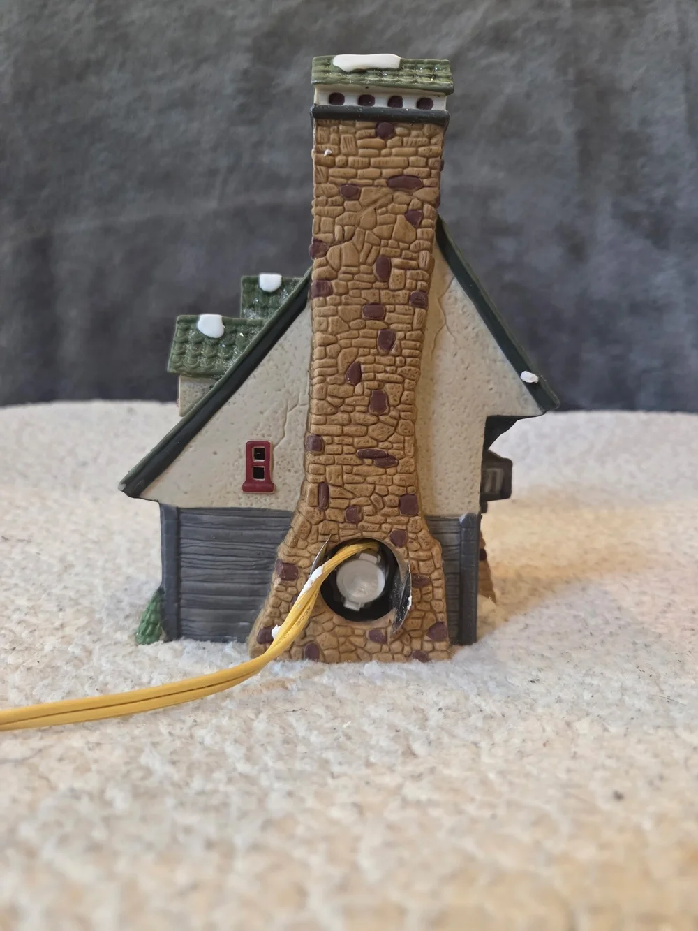 Department 56 Elves Bunkhouse - North Pole Series